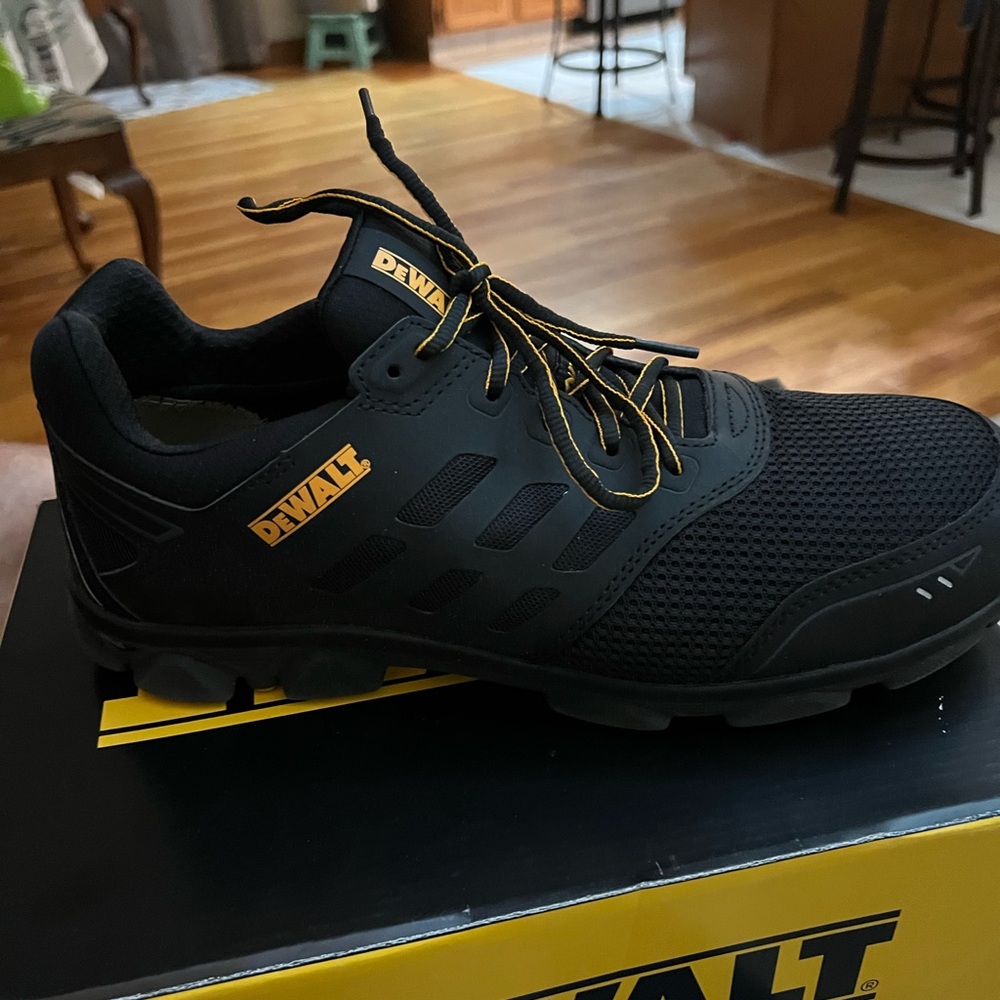 Worn once size 13 Dewalt work shoes